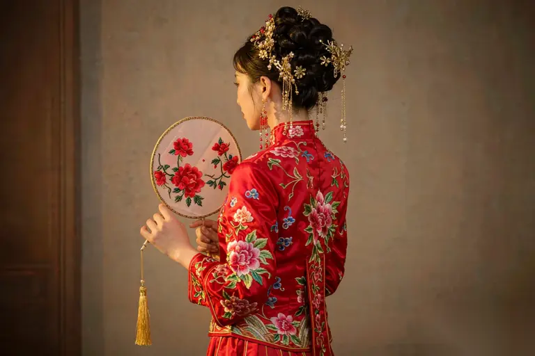 Chinese bride in a red qipao